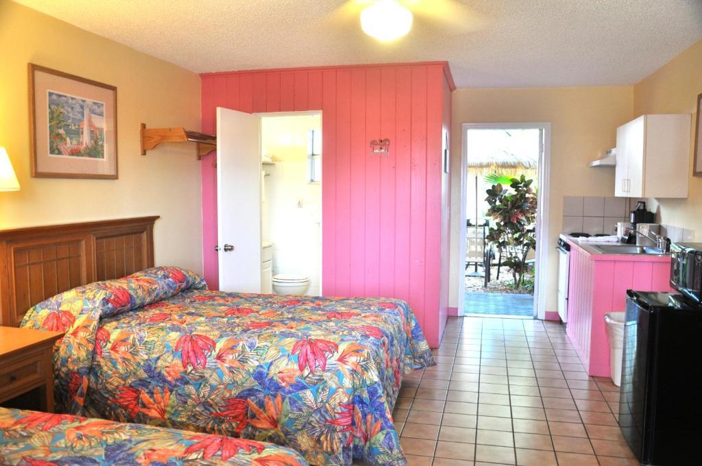 By The Beach Motel - Cocoa Beach Pokoj fotografie